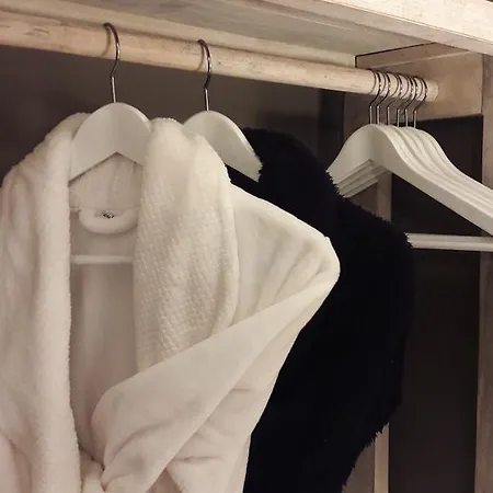 ゲストハウス La Maison De Sophie